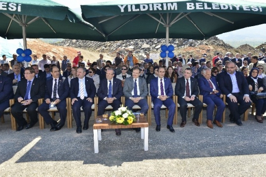 Yıldırım Belediyesi'nin Beton Parke ve Bordür Üretim Tesisi, Yıldırım'da Açıldı.