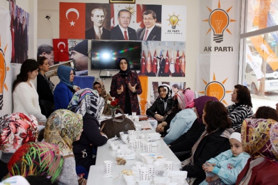 İstanbul Güngören'de Başkanlık Sisteminin Anlamı Üzerine Açıklamalar Yaptı