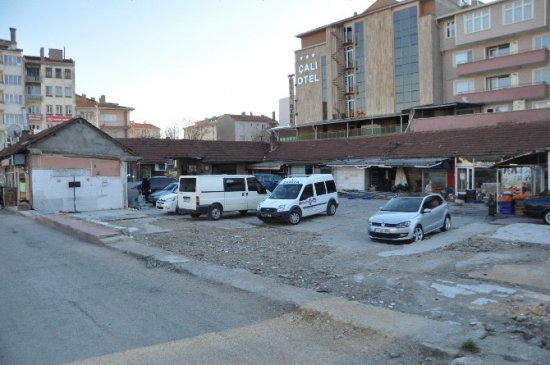 Bozüyük'te Hal Bölgesindeki 10 Dükkân Nisan Ayında Yıkılacak