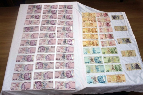 Antalya Kumluca'da Sahte Para Dağıtan İki Şüpheli Gözaltına Alındı