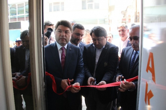 AK Parti Kozcağız'da Seçim İrtibat Bürosunu Törenle Açtı