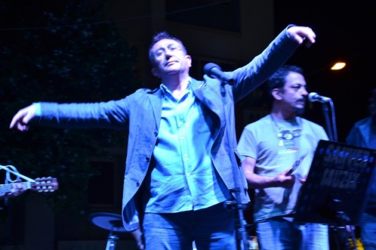 Aydın Nazilli'de Tayfun Talipoğlu Zeybek Oynayarak Konsere Renk Kattı