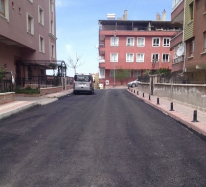 Keçiören'de Kış Sonrası Yollara Yeniden Hayat Veriliyor