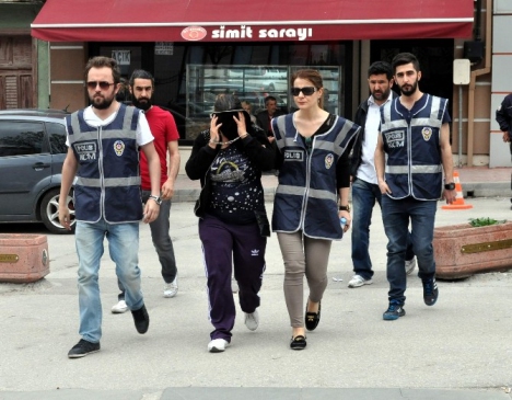 Eskişehir Tepebaşı'nda Uyuşturucu Operasyonunda İki Kişi Gözaltına Alındı