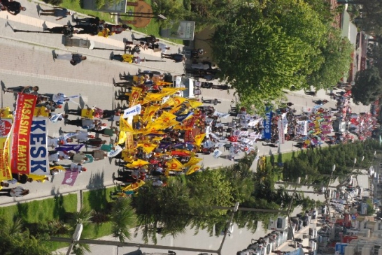 Balıkesir Edremit'te 1 Mayıs Emek ve Dayanışma Günü Etkinliği Gerçekleştirildi