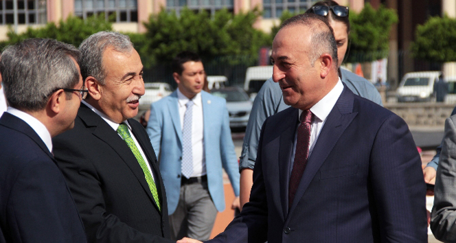 Dışişleri Bakanı Mevlüt Çavuşoğlu, Adana'nın önemini vurguladı