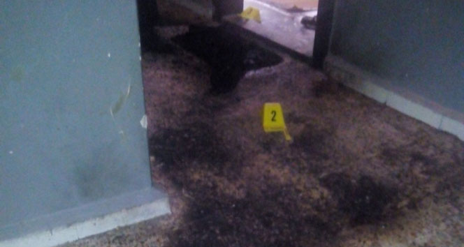 Kocaeli İzmit'te Kundaklanan Evde Adalı Ailesi Tehdit Altında