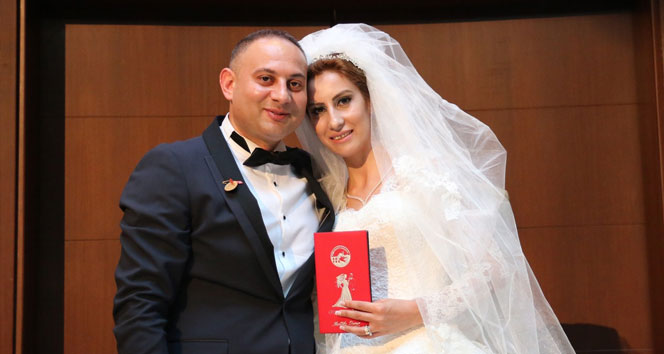 İstanbul'da İlkay Sağır ve Tuba Şenok'un Evlilik Töreni Gerçekleşti