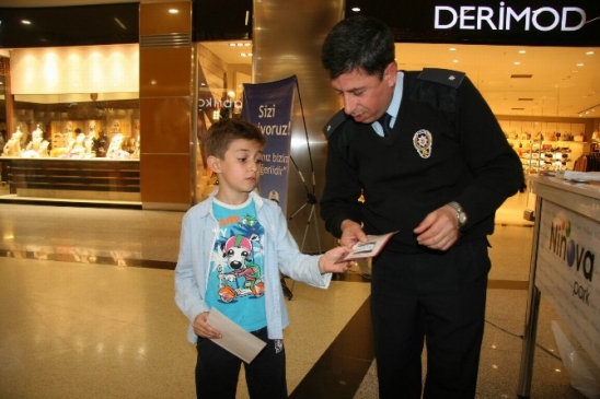 Diyarbakır Merkez'de Trafik Haftası Kapsamında Etkinlik Düzenlendi