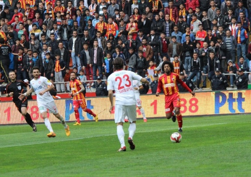 Kayseri'de Kayserispor ve Antalyaspor 31. Haftada Beraberlik Elde Etti