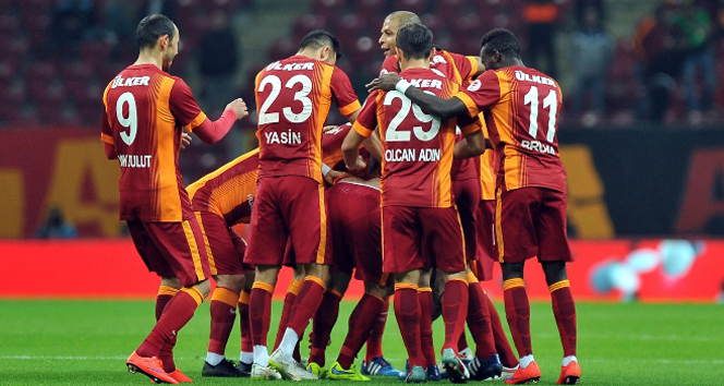 Galatasaray, Manisa Akhisar Belediyespor ile zorlu bir maça çıkacak, saat 20.00'de başlayacak.