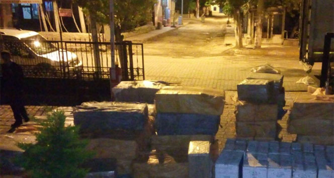Viranşehir'de Gümrük Kaçağı 122 Bin Paket Sigara Bulundu