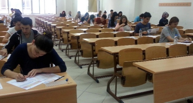 Ankara'da KPSS Soruşturmasında 4 TRT Çalışanı Tutuklandı