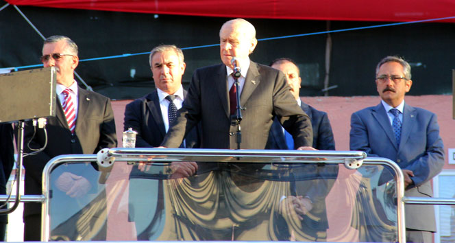 MHP Genel Başkanı Bahçeli, Sinop'ta miting düzenleyerek seçmene hitap etti.