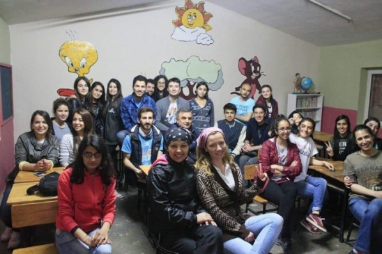 Kayseri'de Gönüllü Öğrencilerden Kütüphane Oluşturma Çabası