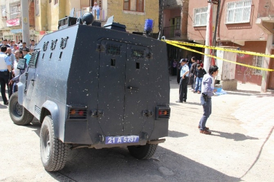 Diyarbakır Bağlar'da Çıkan Kavga Sonucu 4 Kişi Yaralandı