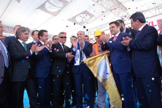 Biga'da Sağlık Bakanı Müezzinoğlu, Yeni Devlet Hastanesi'nin Temelini Attı