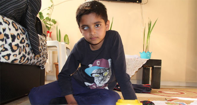 Mersin'de 7 Yaşındaki Kerem, Kornea Nakli İçin Yardım Bekliyor