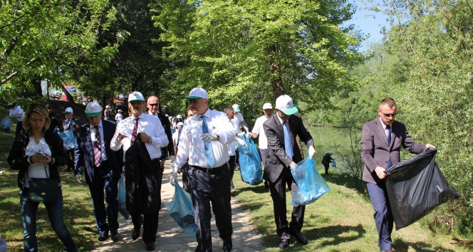 Bartın'da 'Temiz Çevrem' Kampanyası Kapsamında Çöp Toplama Etkinliği Gerçekleşti