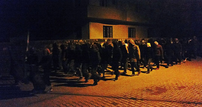 Diyarbakır ve İzmir'de Eş Zamanlı YDG-H Operasyonunda 10 Gözaltı Yapıldı