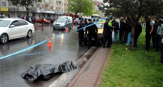 Kayseri'de Trafik Kazasında 71 Yaşındaki Yaya Hayatını Kaybetti