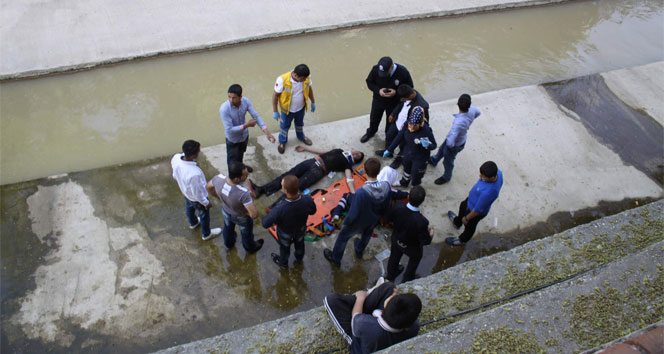 Gaziantep'te Psikolojik Sorunları Olan Genç, Dereye Atlarken Kurtarıldı