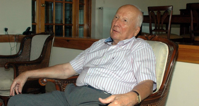 Kenan Evren, Gülhane Askeri Tıp Akademisi'nde Hayatını Kaybetti