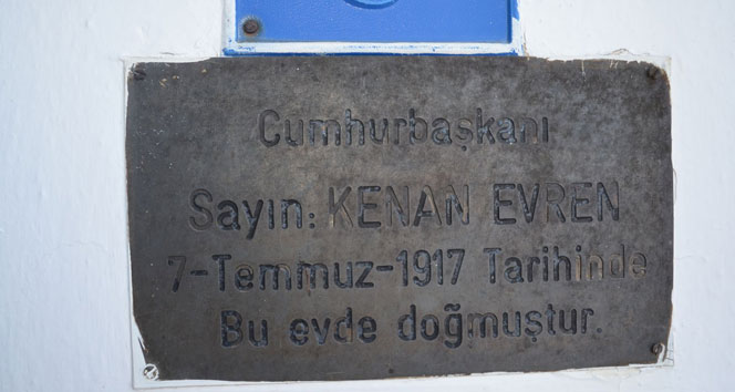 Manisa Kula'da Kenan Evren’in Doğduğu Ev Müze Olarak Ziyarete Açık