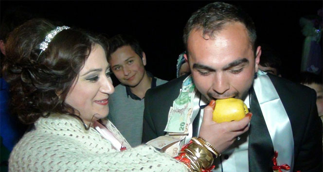 Sakarya Hendek'te Düğün Hediyeleriyle Damat Şaşırdı