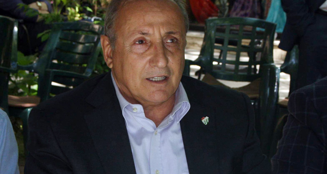 Bursaspor Başkan Adayı Timur Noyan, Teknik Direktör Şenol Güneş ve oyuncular Fernandao ile Josue hakkında önemli bilgiler verdi.