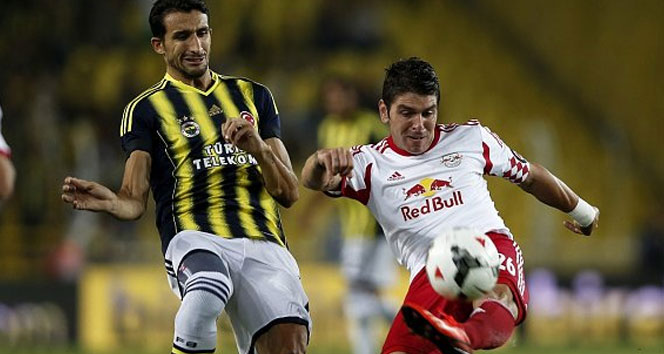 Fenerbahçe, Jonathan Soriano'yu Takip Ediyor: Messi ve Ronaldo ile Yarışta