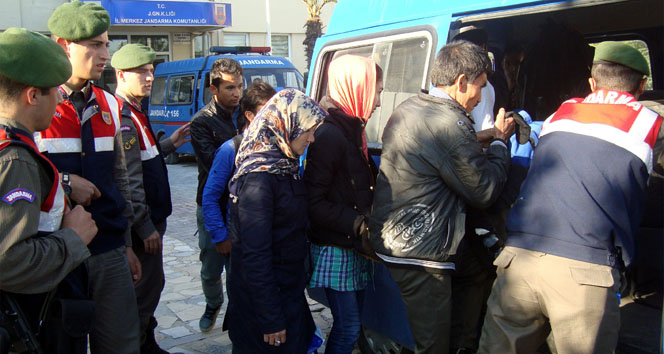 Yalova'da Jandarma Ekipleri 35 Afgan Mülteciyi Gözaltına Aldı