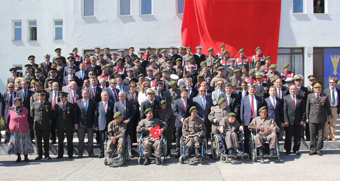 Bartın'da 36 Engelli Genç Bir Günlük Askerlik Yaparak Tezkere Aldı