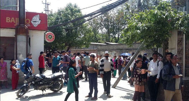 Nepal'de 7,4 Büyüklüğündeki Deprem, Hindistan'ın Başkenti Delhi'den de Hissedildi