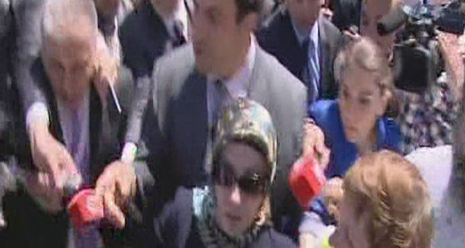 Kenan Evren'in Cenaze Töreninde Protesto Olayı Meydana Geldi