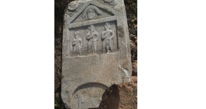 Bursa İnegöl'de Yapılan Kazılarda Tarihi Bir Lahit Ortaya Çıktı