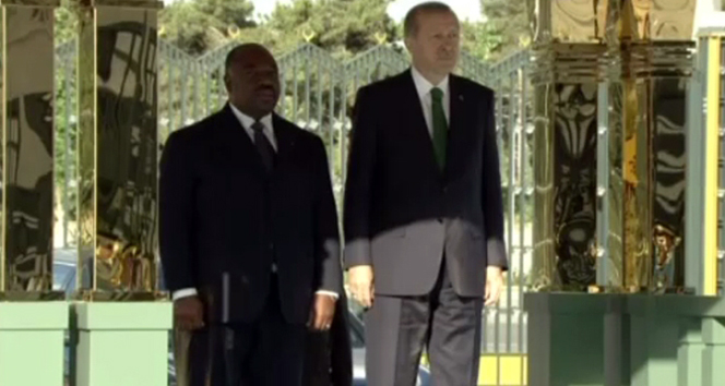 Cumhurbaşkanı Erdoğan, Gabon Cumhurbaşkanı Ali Bongo Ondimba'yı resmi törenle karşıladı.