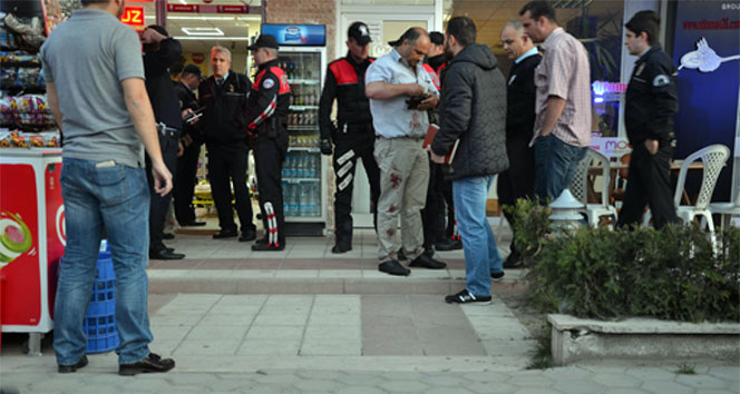 Eskişehir Hoşnudiye Mahallesi'nde İki Esnaf Arasında Çatışma: 3 Yaralı