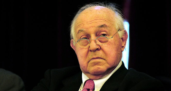 Galatasaray Başkanı Duygun Yarsuvat, 4. yıldızı alacaklarını duyurdu.