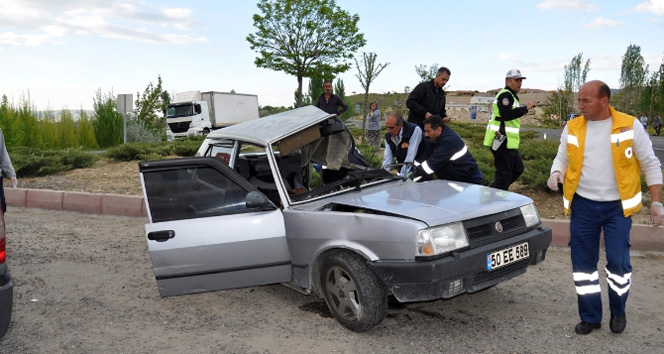 Nevşehir Ürgüp'te Kamyon ile Otomobil Çarpıştı, Sürücü Hayatını Kaybetti