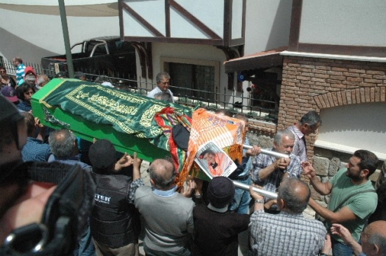 Bodrum'da RES Mücadelesinin Sembol İsimlerinden Nayil Kabak Son Yolculuğuna Uğurlandı