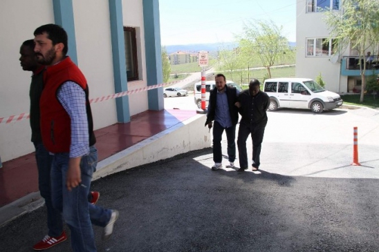 Bilecik Bozüyük'te Uyanık Esnaf, Dolandırıcılık Şebekesini Çökertti