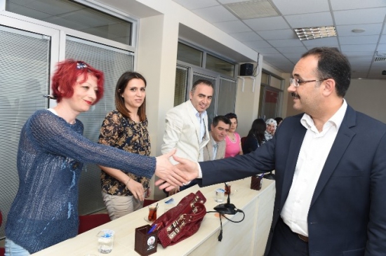 Uşak Merkez'de Sokak Hayvanlarına İlk Yardım Aracı Alındı