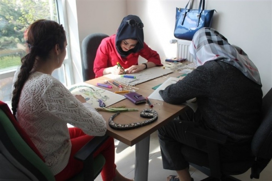 Karaman'da Gençlik Merkezi, Kaat-ı Sanatını Öğretiyor