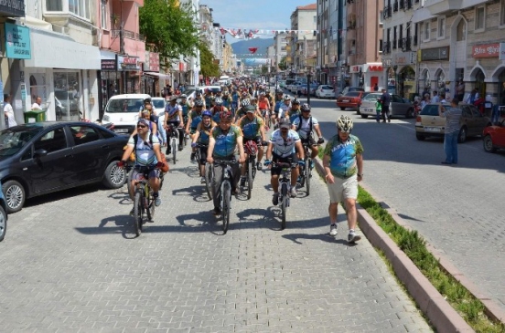 Dalaman'da 1. Yeşil Elmas Bisiklet ve Deniz Festivali Üç Gün Süren Etkinliklerle Sona Erdi