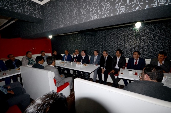 Sarıkamış'ta Yapılan Toplantıda Projeler ve Sorunlar Ele Alındı