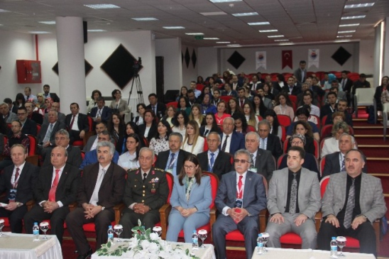 Sinop Üniversitesi'nde "Ekoloji 2015" Sempozyumu Başladı, Üç Gün Sürecek