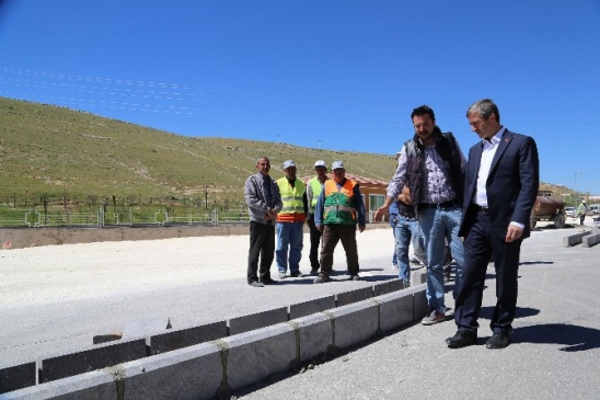 Gaziantep Şahinbey'de Havaalanı ve Kilis Yolunu Bağlayacak 12 Şeritli Yol Projesinde Son Aşamalara Gelindi