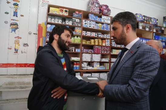 Malatya'da Seçim Çalışmaları Yürüten Adaylar Üretim Eksikliğine Dikkat Çekti
