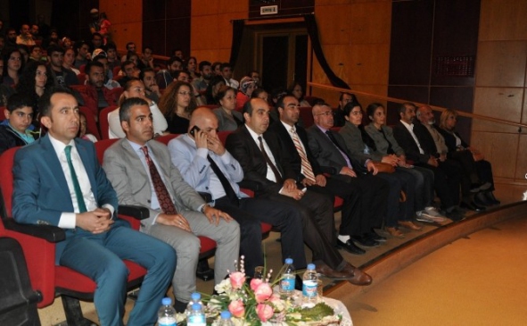 Tunceli'de Düzenlenen Dersim Bağlama Günleri Etkinliği Başladı